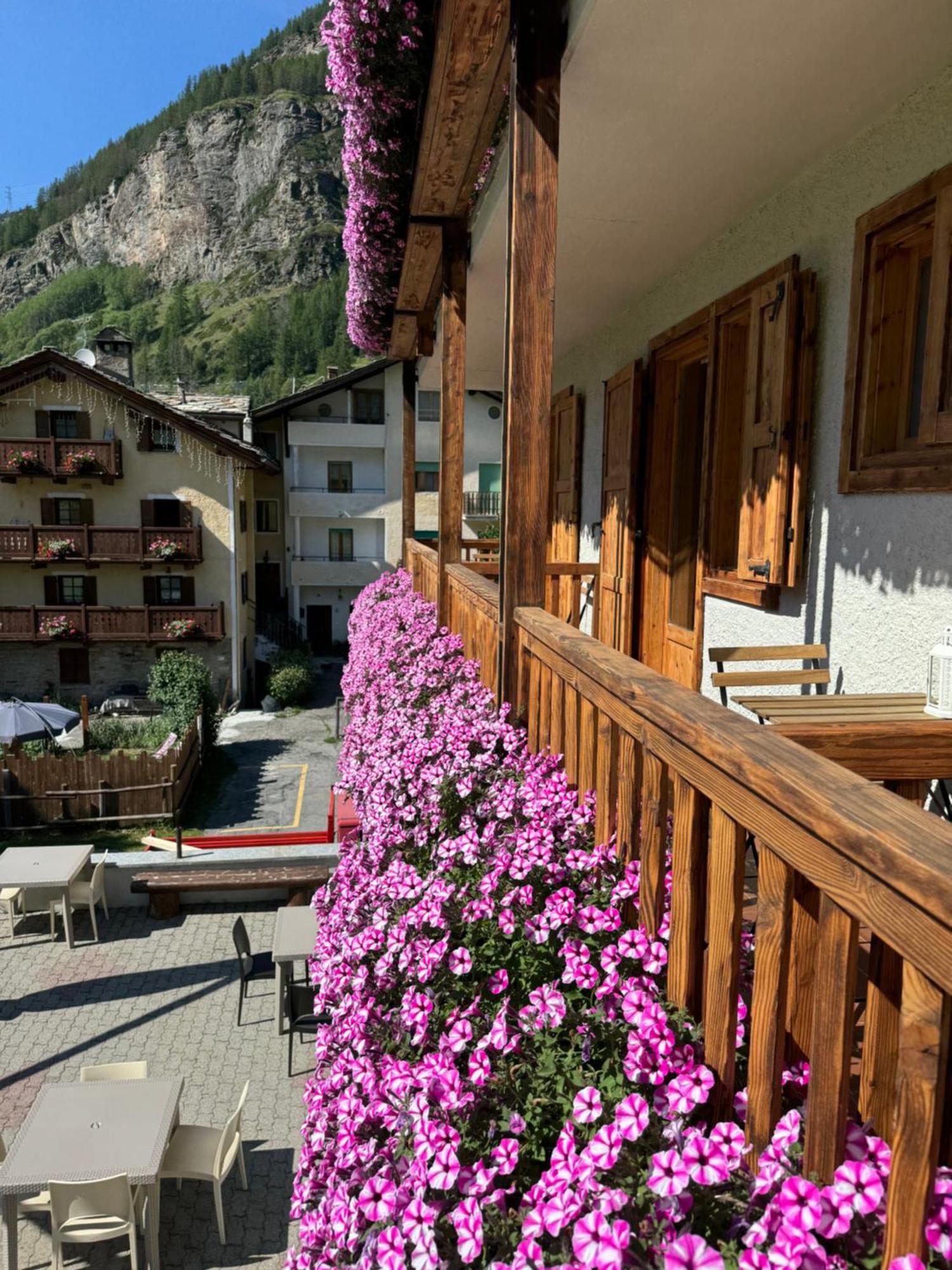 Hotel Ondezana Конь Екстер'єр фото