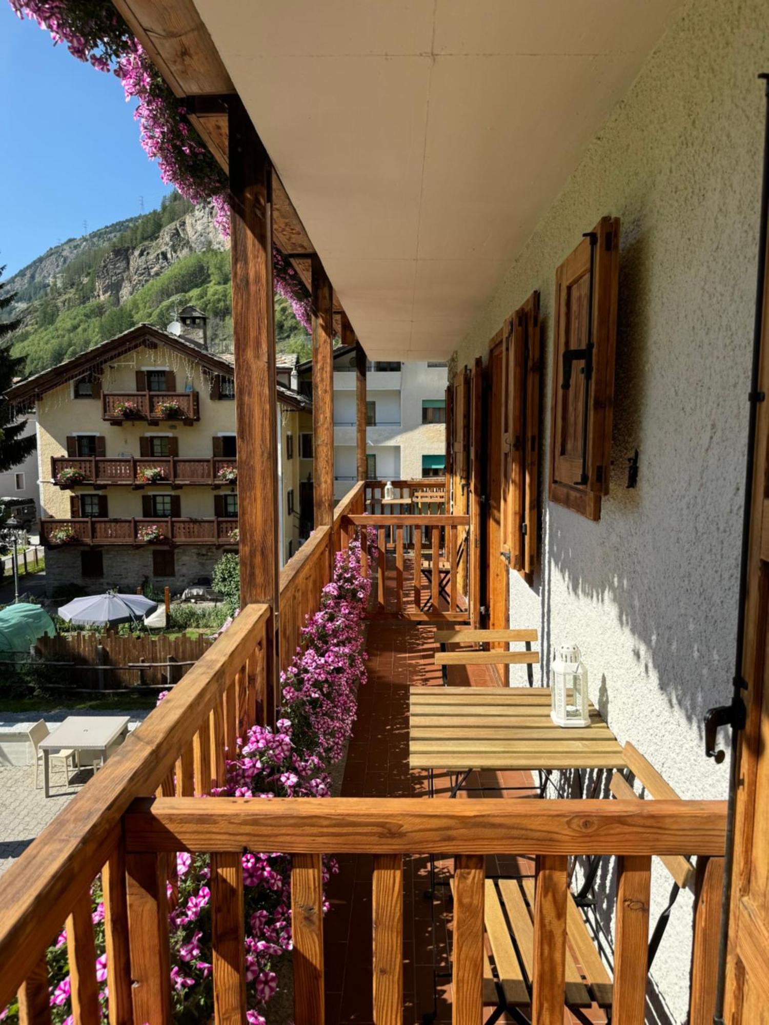 Hotel Ondezana Конь Екстер'єр фото