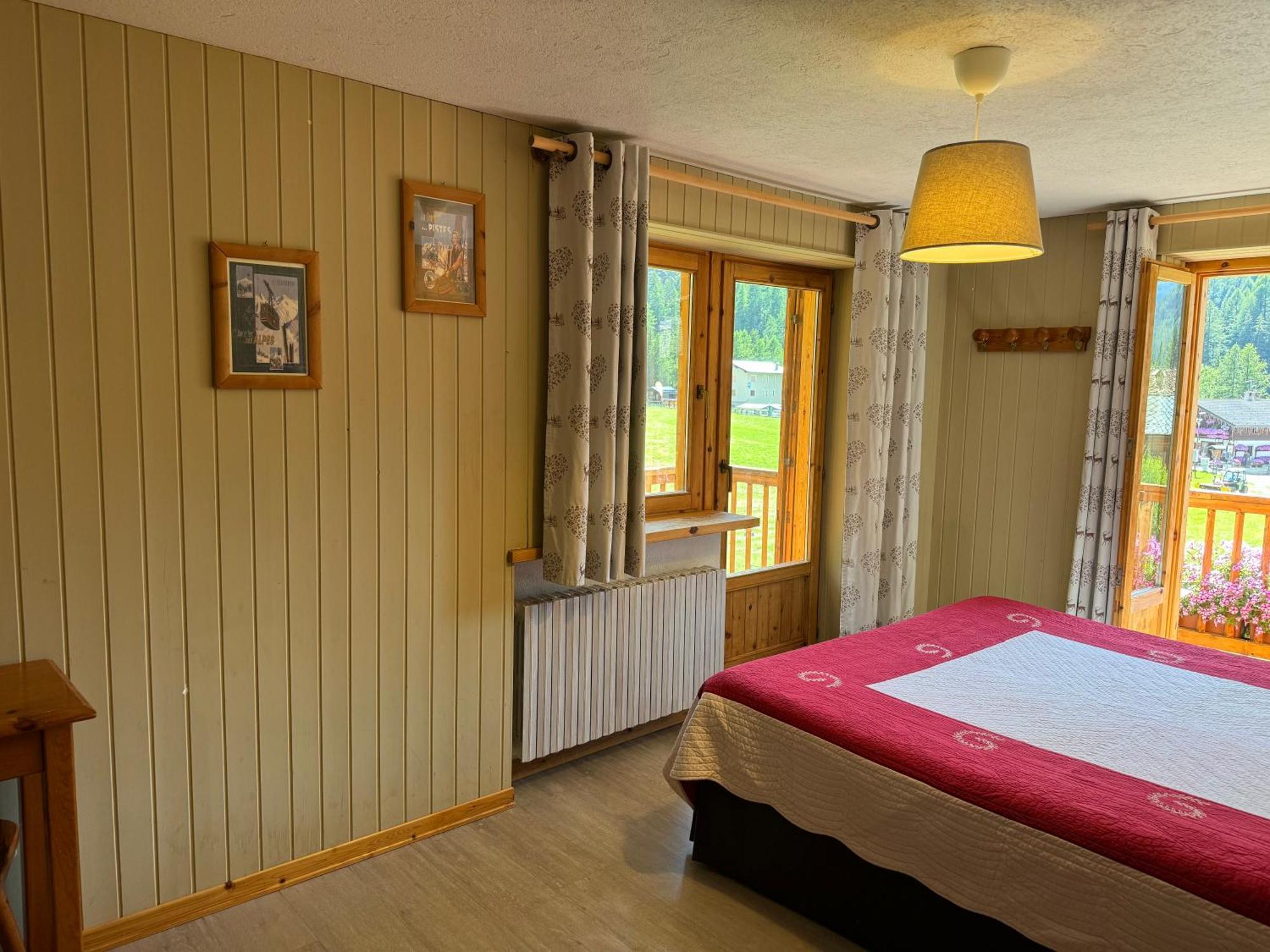 Hotel Ondezana Конь Екстер'єр фото