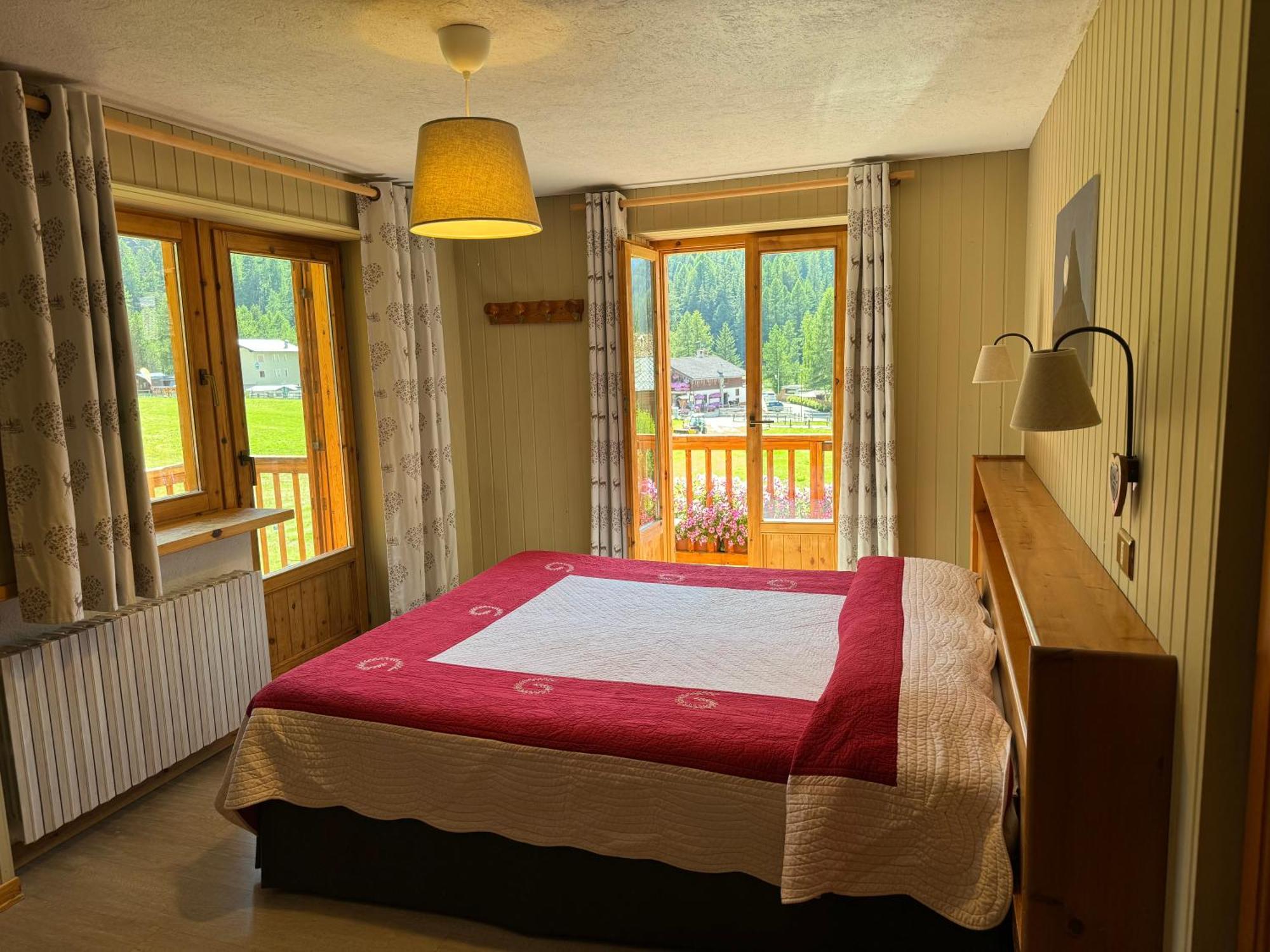 Hotel Ondezana Конь Екстер'єр фото