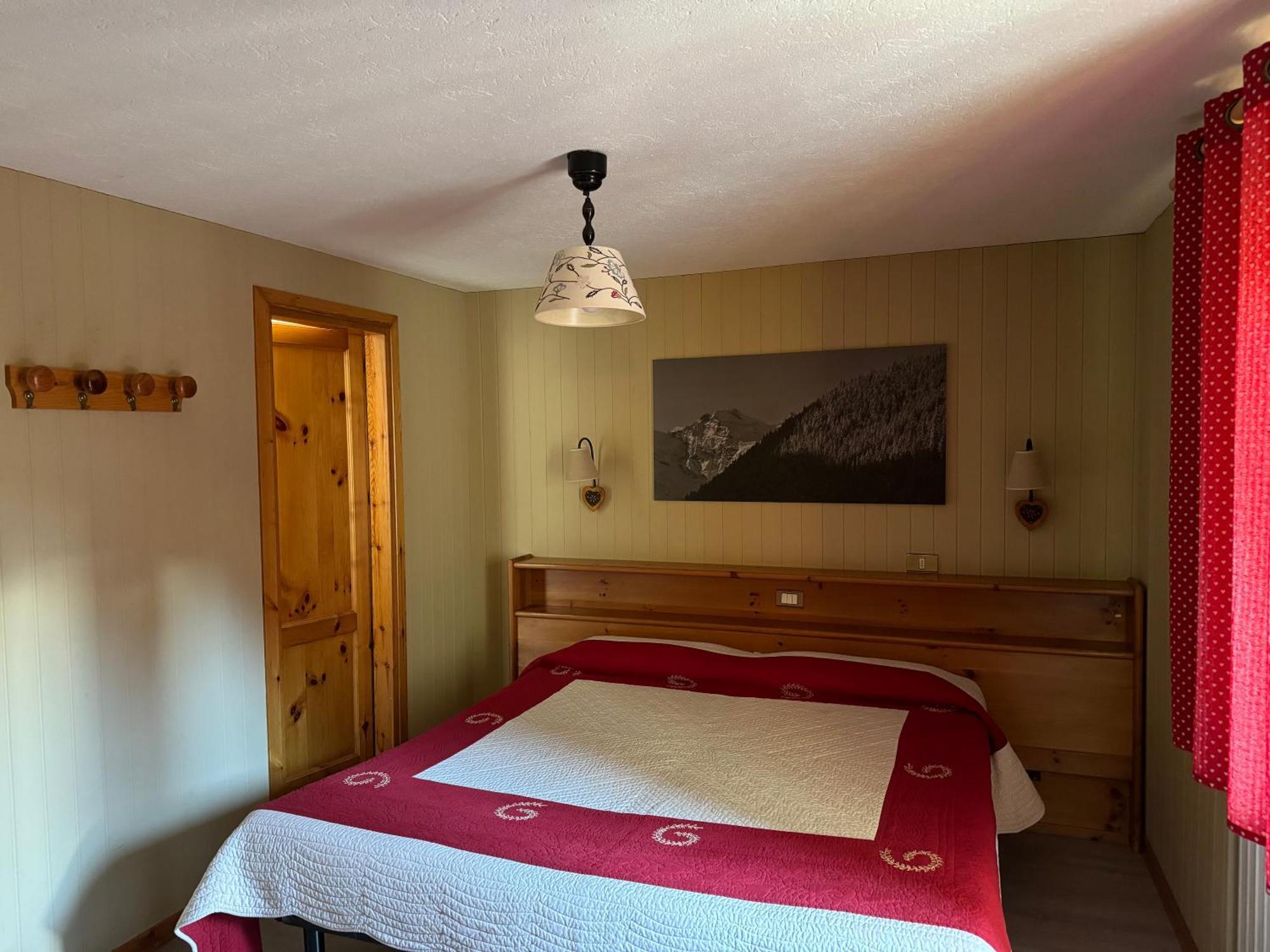 Hotel Ondezana Конь Екстер'єр фото