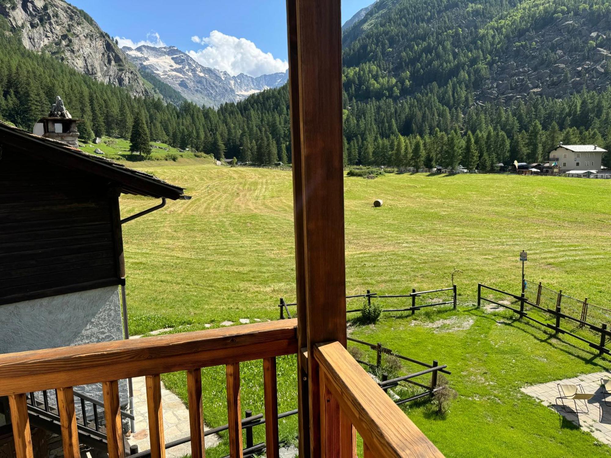 Hotel Ondezana Конь Екстер'єр фото