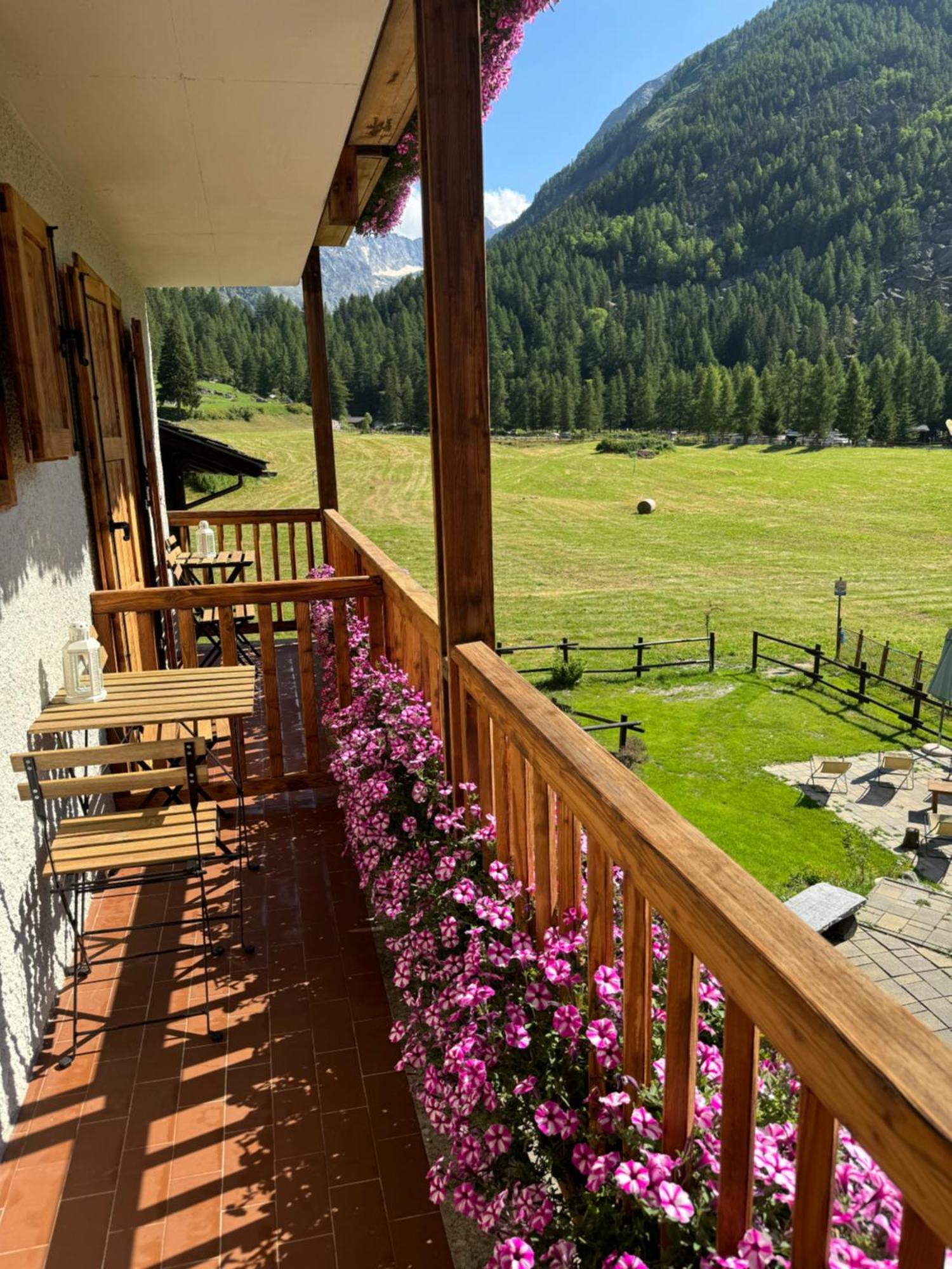 Hotel Ondezana Конь Екстер'єр фото