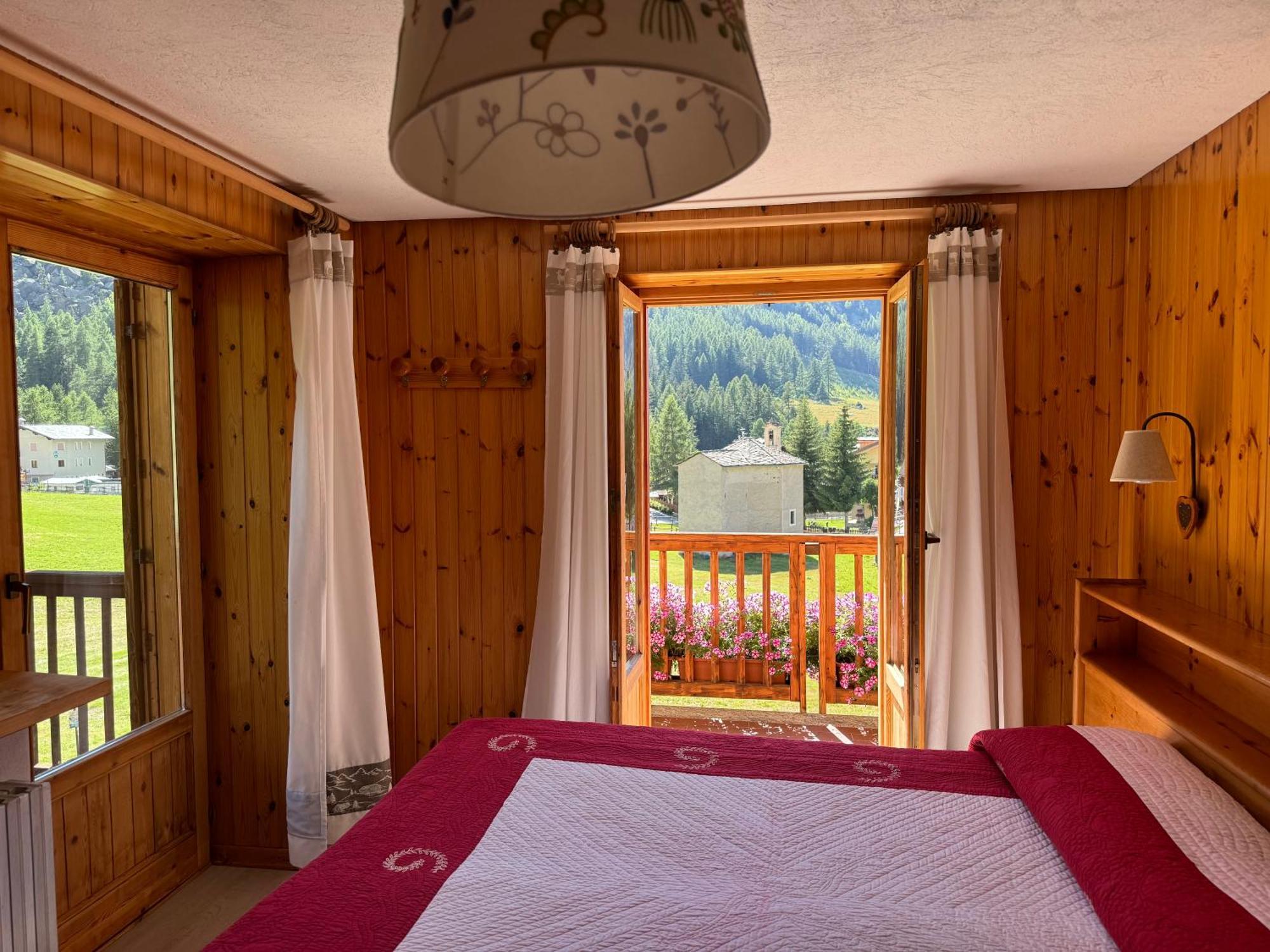 Hotel Ondezana Конь Екстер'єр фото